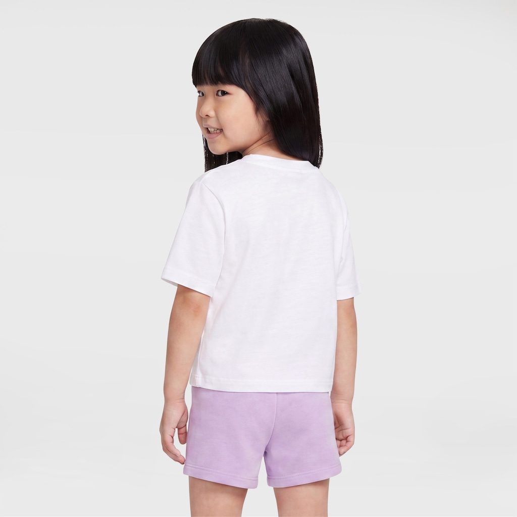 Imagem 2 do produto Conjunto Infantil Nike Wild Flow Camiseta + Short