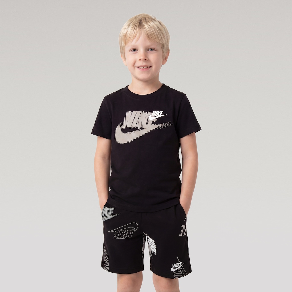 Conjunto Camiseta + Bermuda Infantil Nike Youth Basic