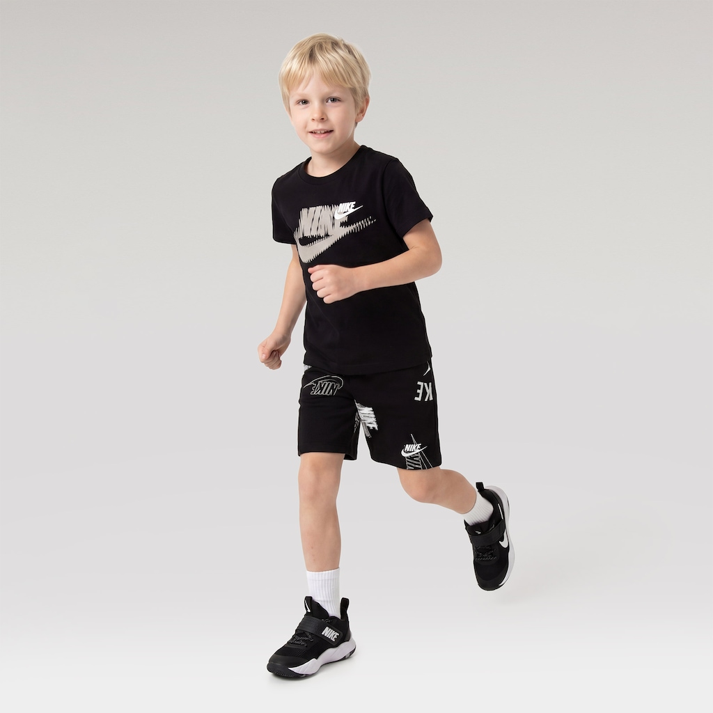 Imagem 3 do produto Conjunto Camiseta + Bermuda Infantil Nike Youth Basic