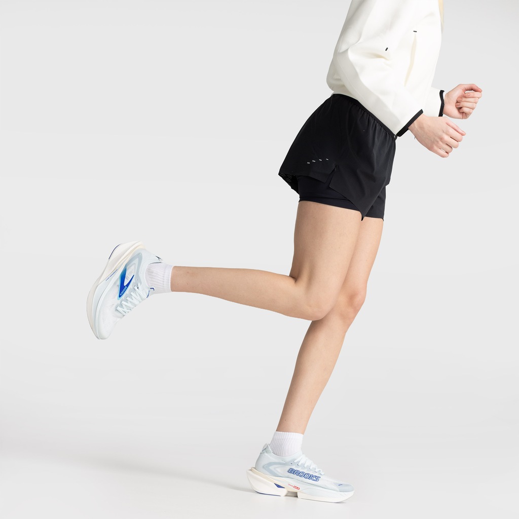 Imagem 2 do produto Tênis Feminino Brooks Hyperion Max 3
