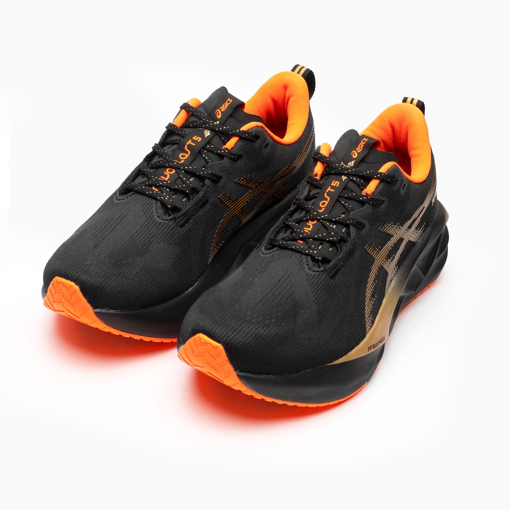 Imagem 4 do produto Tênis Masculino ASICS Novablast 5 Senna Samurai