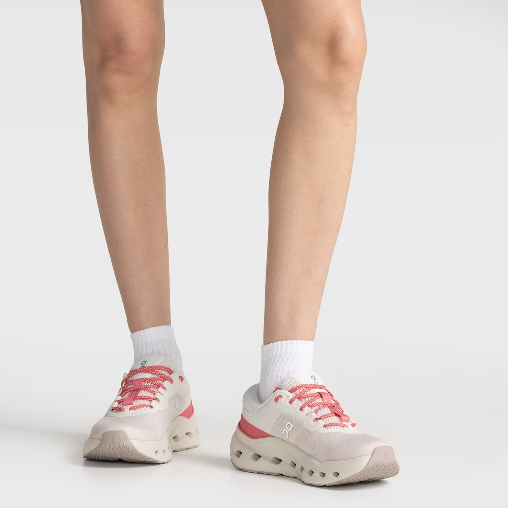 Tênis Feminino On Running Cloudrunner 3 W - Foto 3