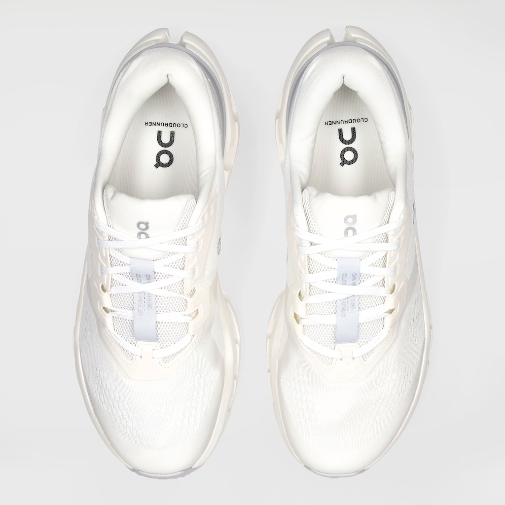 Tênis Feminino On Running Cloudrunner 3 W - Foto 4
