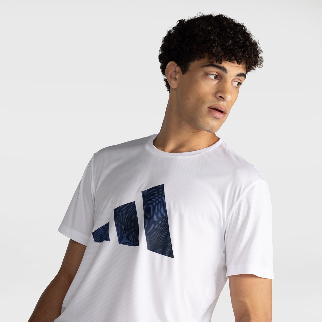 Imagem 4 do produto Camiseta adi365 Running Essentials Brand Love Masculina