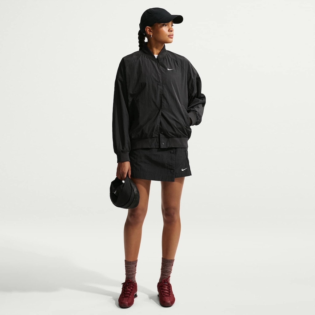Imagem 2 do produto Jaqueta Nike Sportswear Classic Feminina