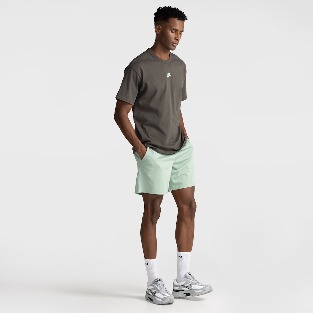 Imagem 3 do produto Camiseta Nike Sportswear Premium Essentials Masculina