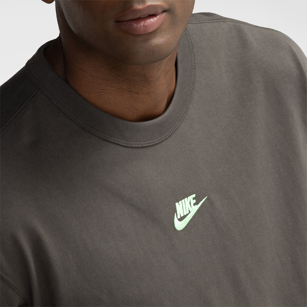Imagem 4 do produto Camiseta Nike Sportswear Premium Essentials Masculina