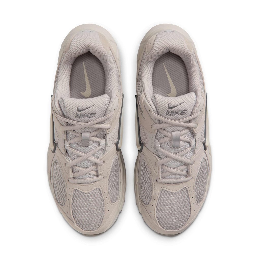 Imagem 3 do produto Tênis Feminino Nike V5 RNR