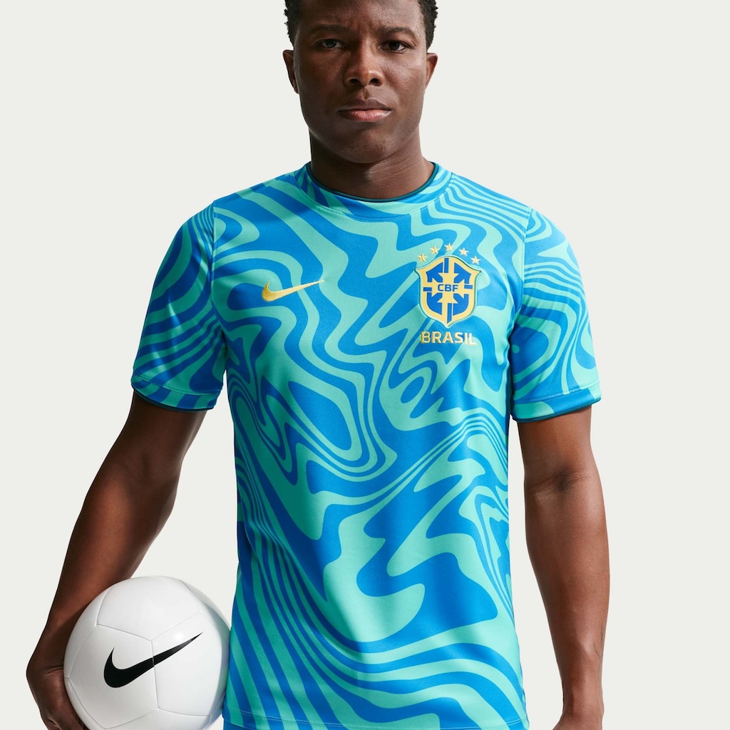 Camiseta Nike Brasil Dri-FIT Academy Pro Pré-Jogo Masculina