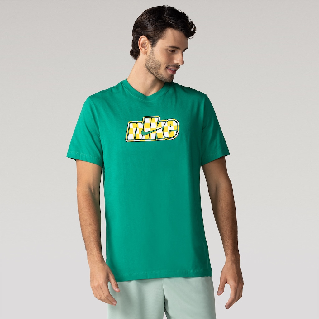 Camiseta Nike Sportswear Celebrate Sport Unissex