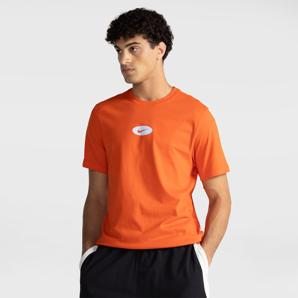 Imagem 2 do produto Camiseta Nike Sportswear Celebrate Brand Unissex