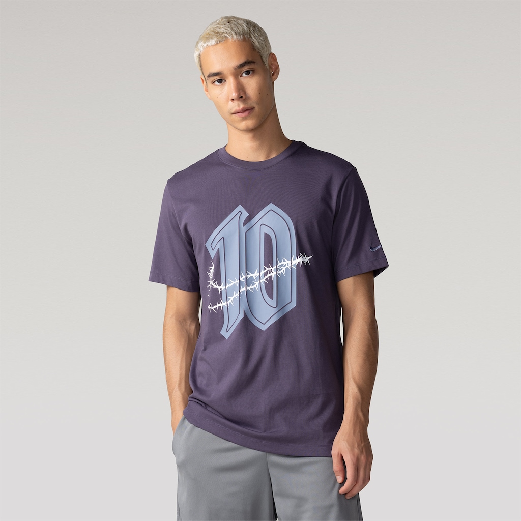 CAMISETA NIKE M NSW 2 FTBL LAT