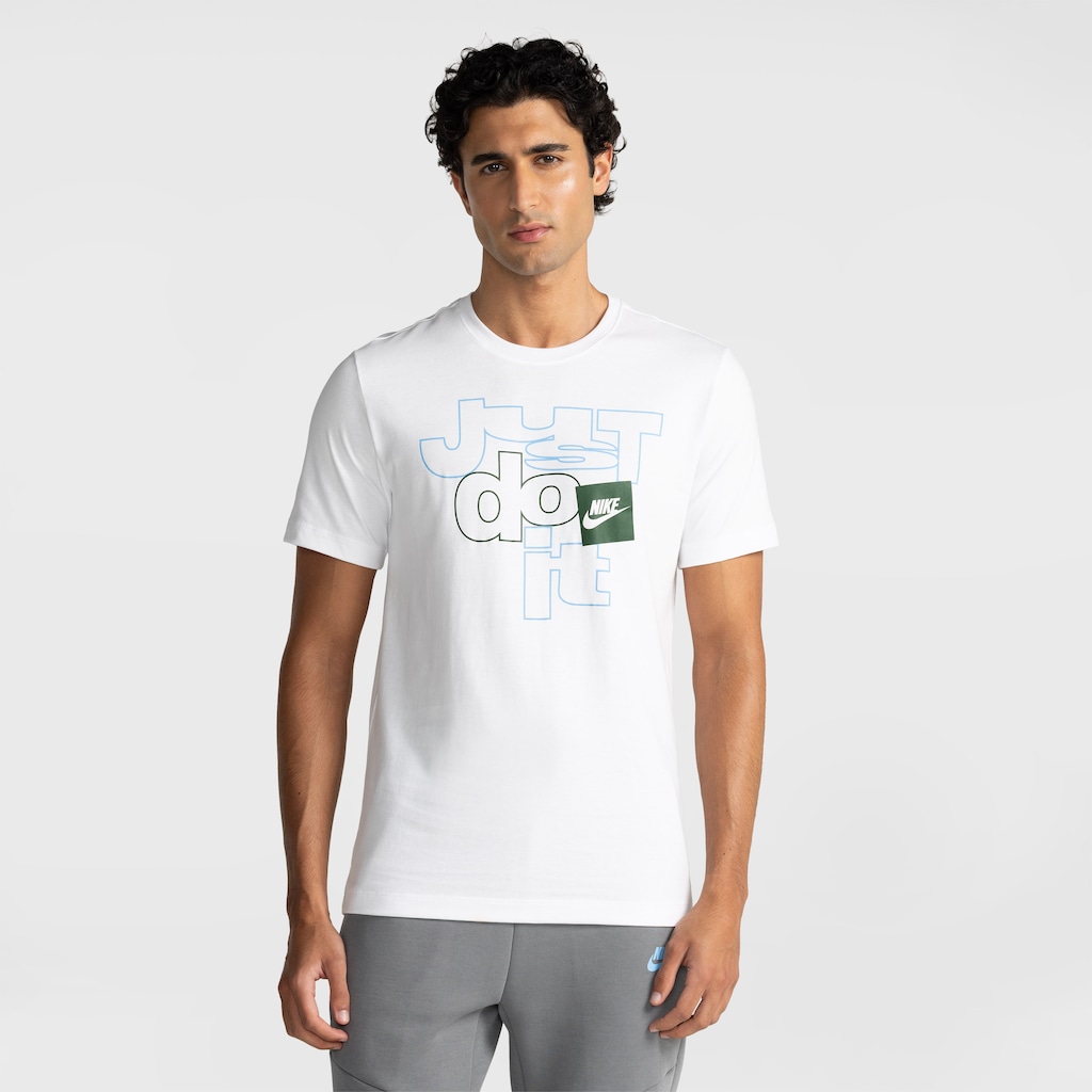 Imagem 1 do produto Camiseta Nike Unissex NSW Standard Club J.