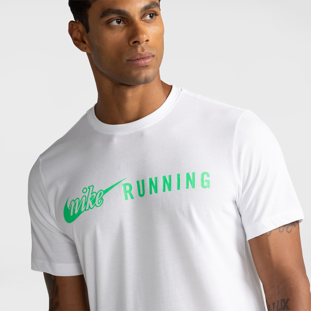 Imagem 4 do produto Camiseta Nike Dri-Fit Standard Run Masculina
