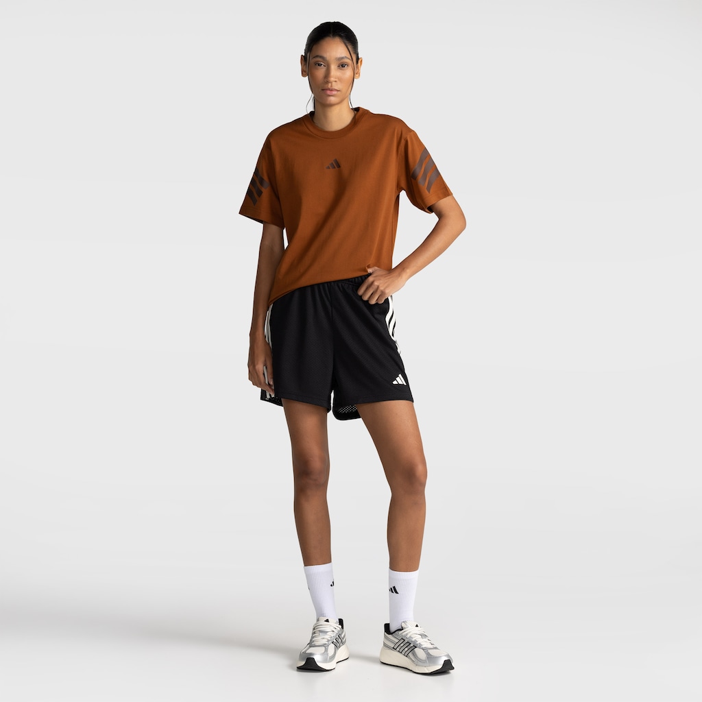 Imagem 2 do produto Camiseta adidas Future Icons 3 Stripes Feminina
