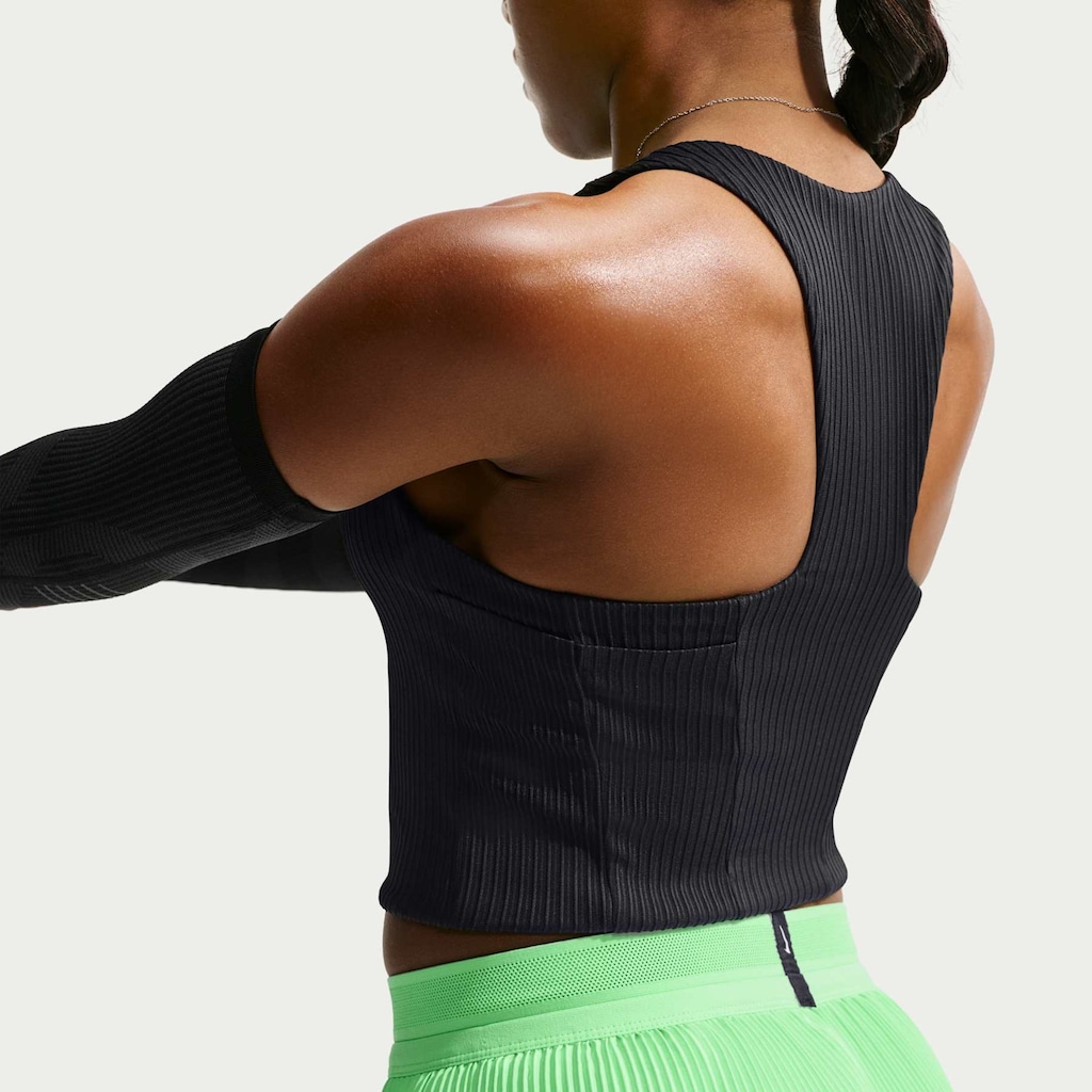 Imagem 3 do produto Top Nike Aeroswift Feminino
