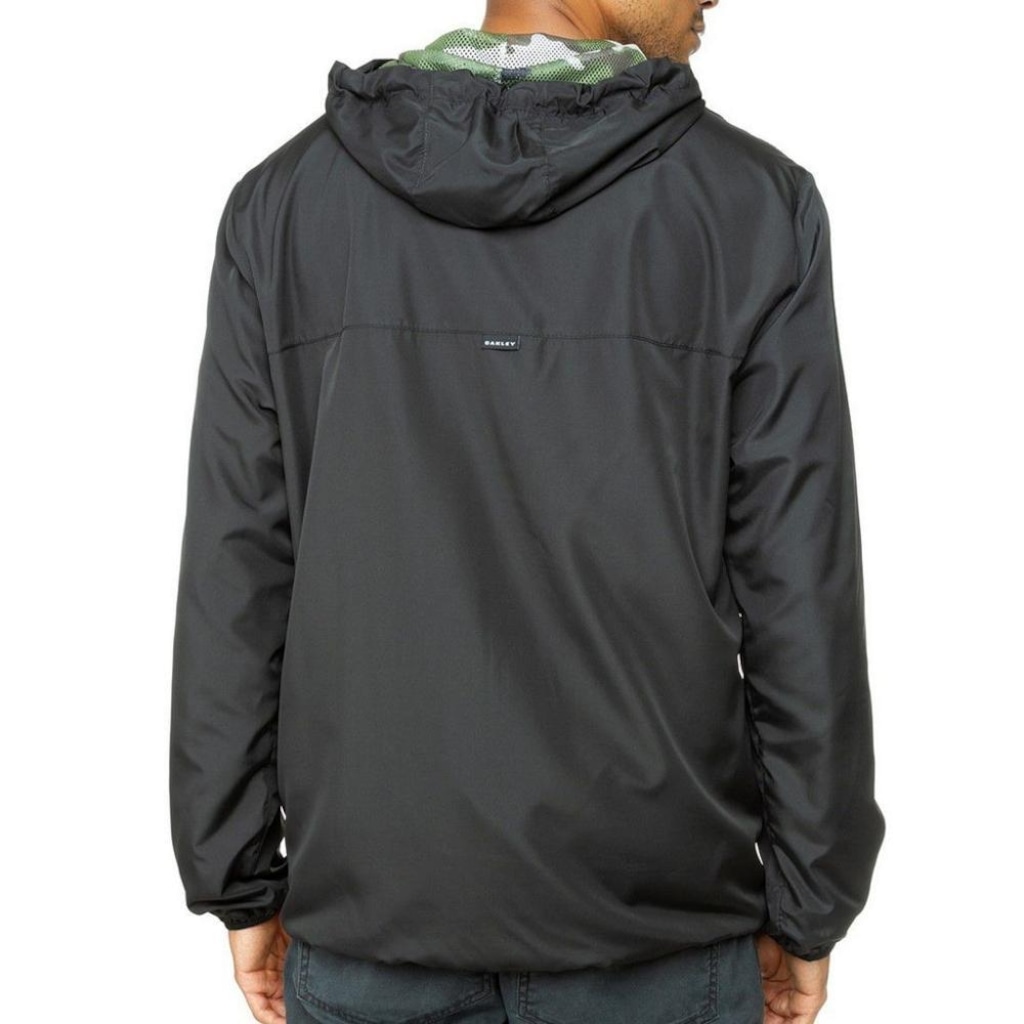 Imagem 2 do produto Jaqueta Corta Vento Oakley Windbreaker Repelent Camuflado Blackout - Masculina