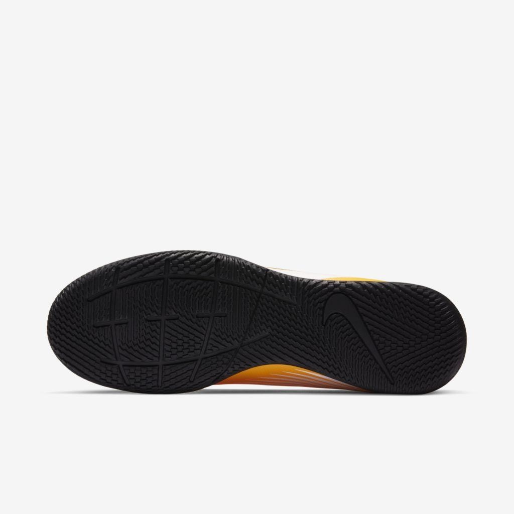 Chuteira Futsal Nike Mercurial Vapor 13 Club IC - Adulto - Foto 1
