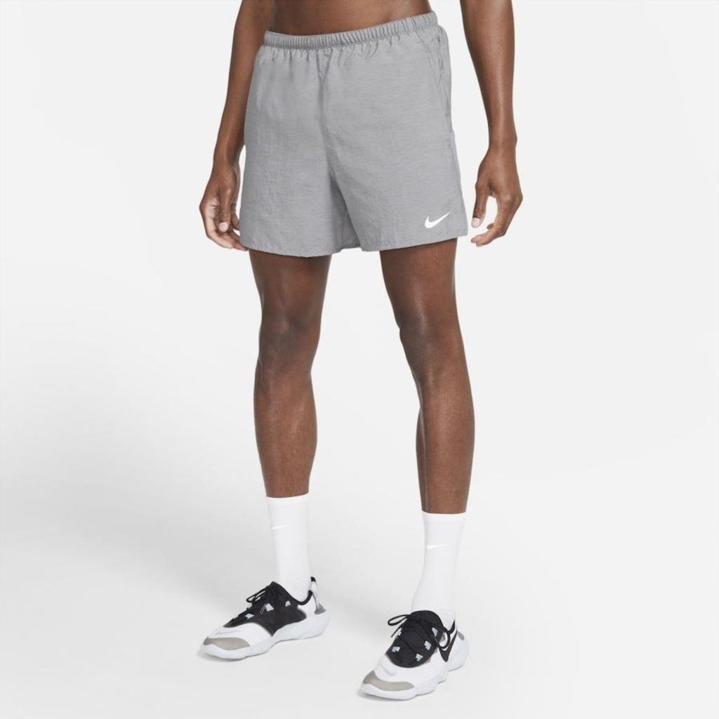 Bermuda Nike Challenger - Masculino - Foto 1
