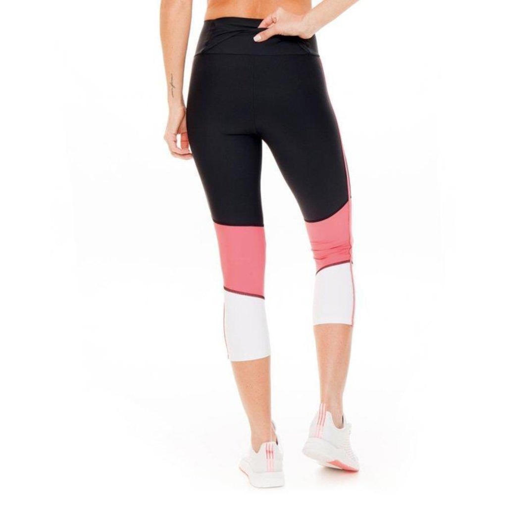 Imagem 2 do produto Calça Corsário Rola Moça Compression - Feminina