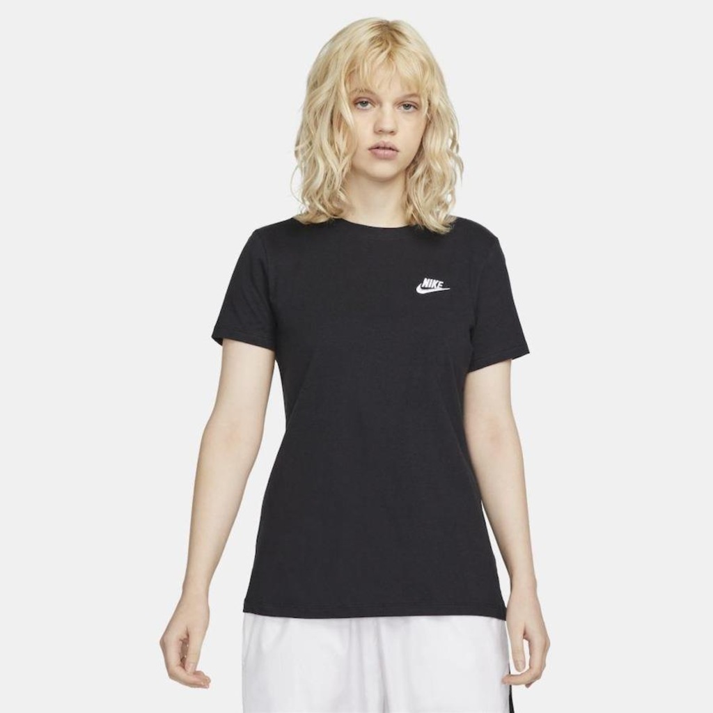 Camiseta Nike Sportswear - Feminina - Foto 1
