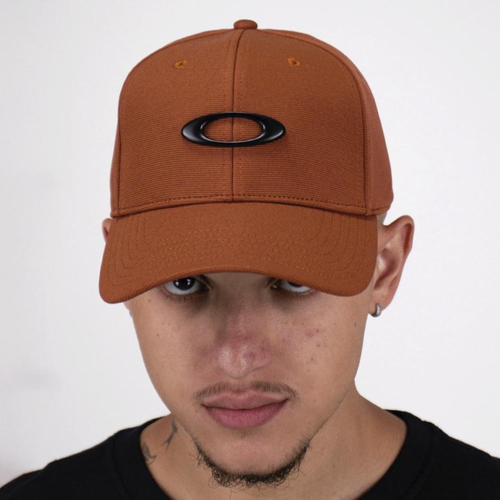 Imagem 2 do produto Boné Aba Curva Oakley Tincan - Fechado - Adulto