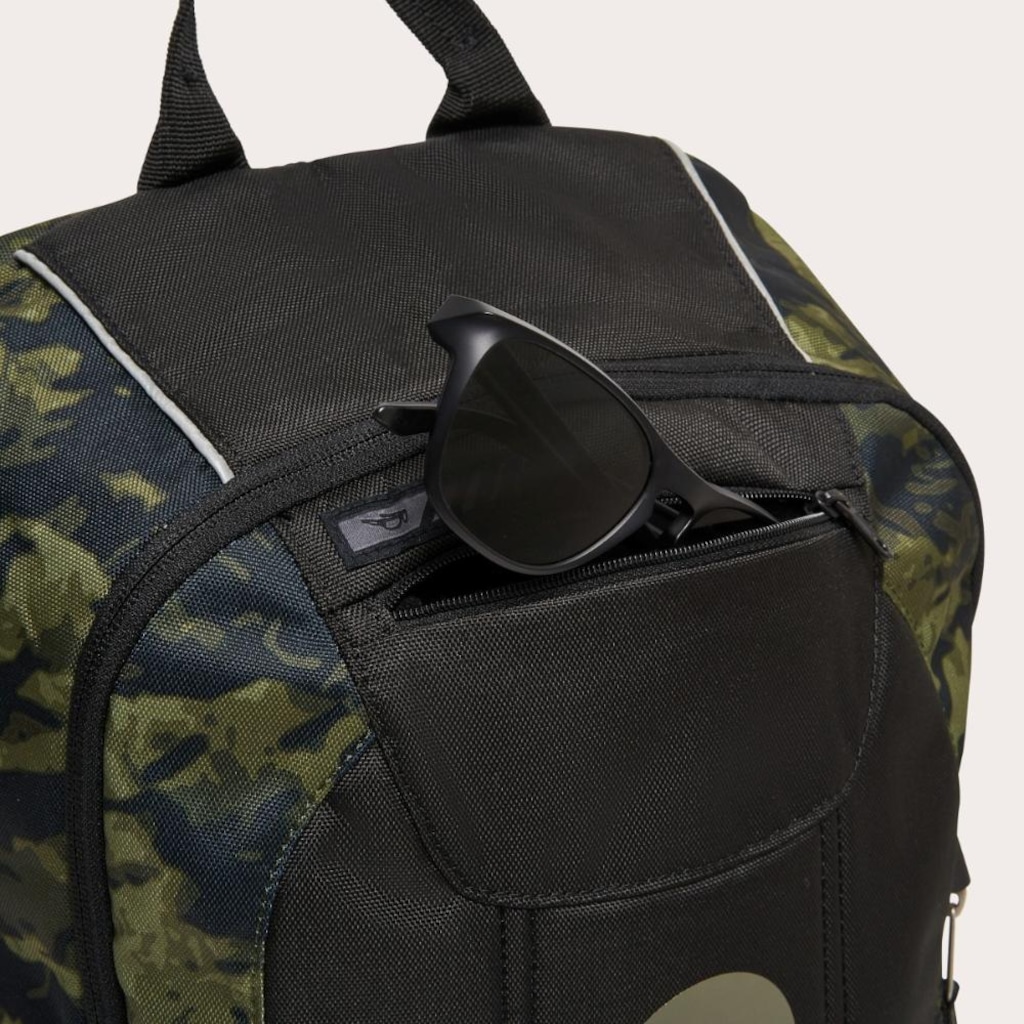 Imagem 5 do produto Mochila Oakley Enduro 3.0 - 20 Litros