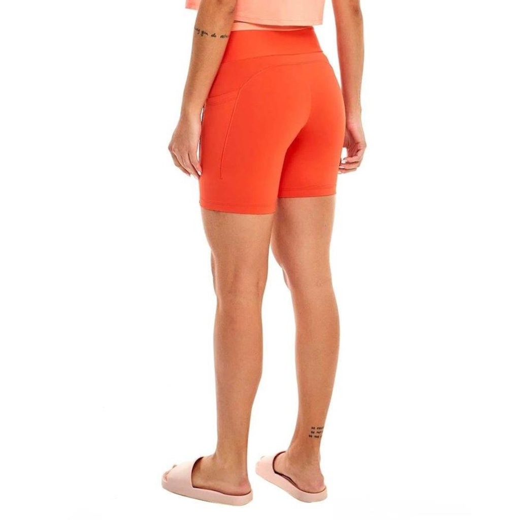 Imagem 2 do produto Bermuda Alto Giro Hyper - Feminina