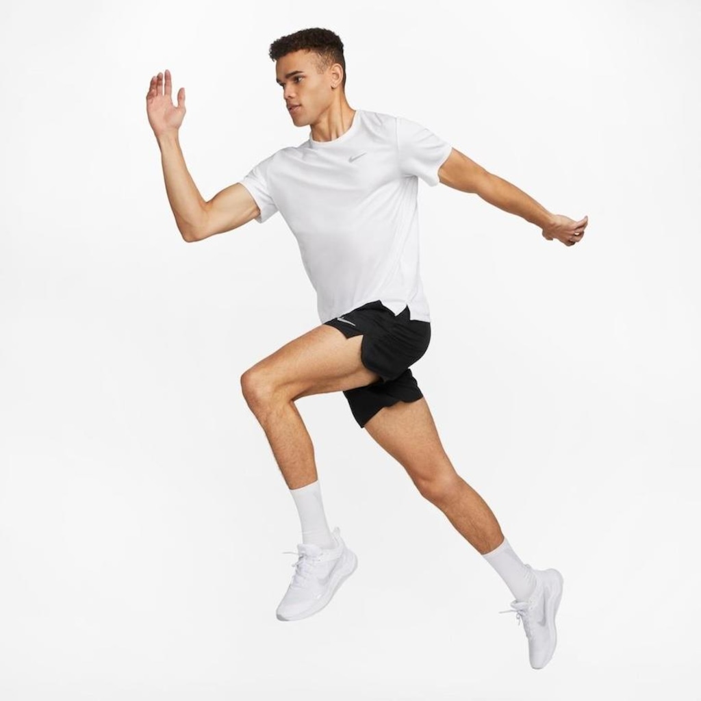 Imagem 5 do produto Camiseta Nike Dri-FIT UV Miler - Masculina