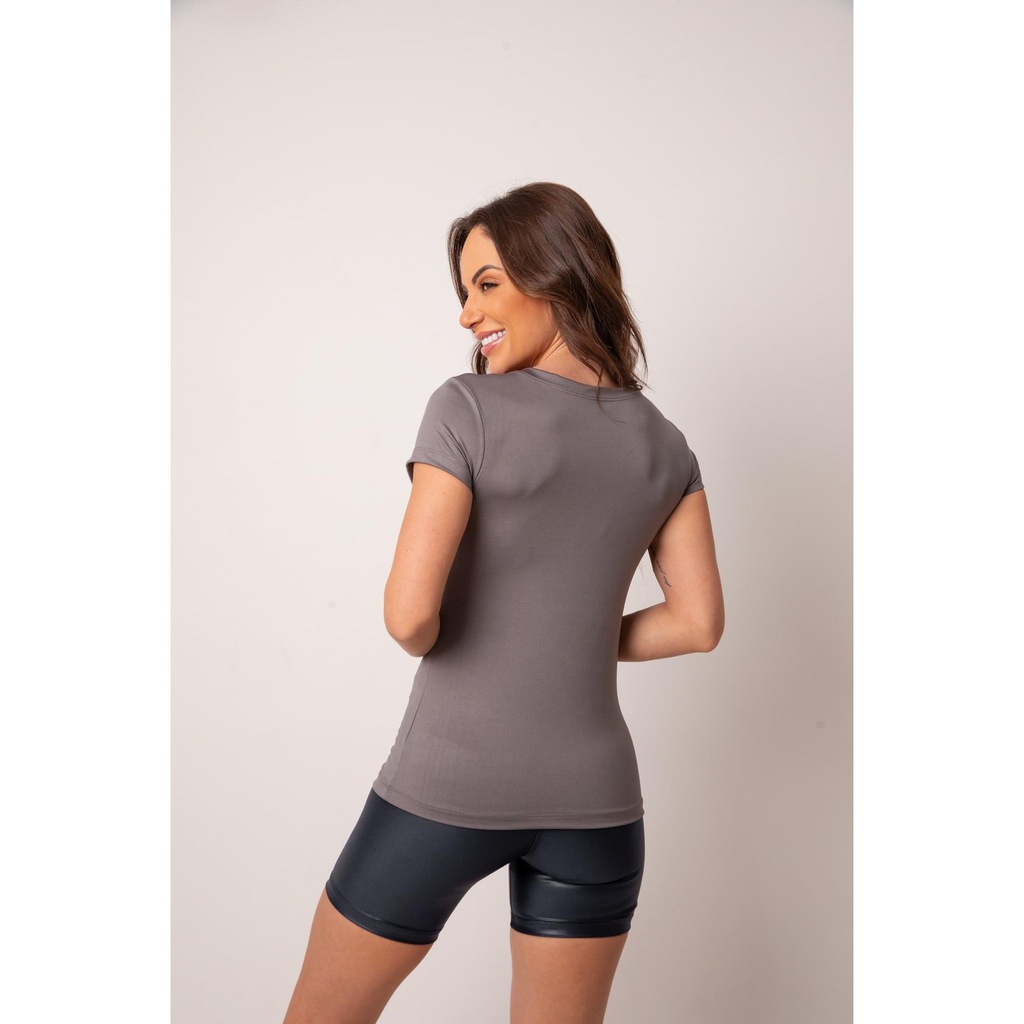 Imagem 2 do produto Camiseta Manalinda Básica - Feminina