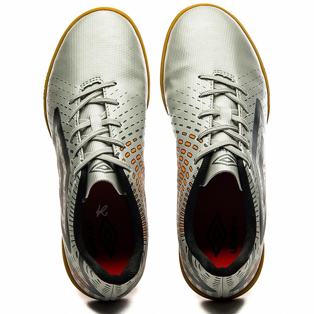 Imagem 5 do produto Chuteira Futsal Umbro Plasma + Meias - Adulto