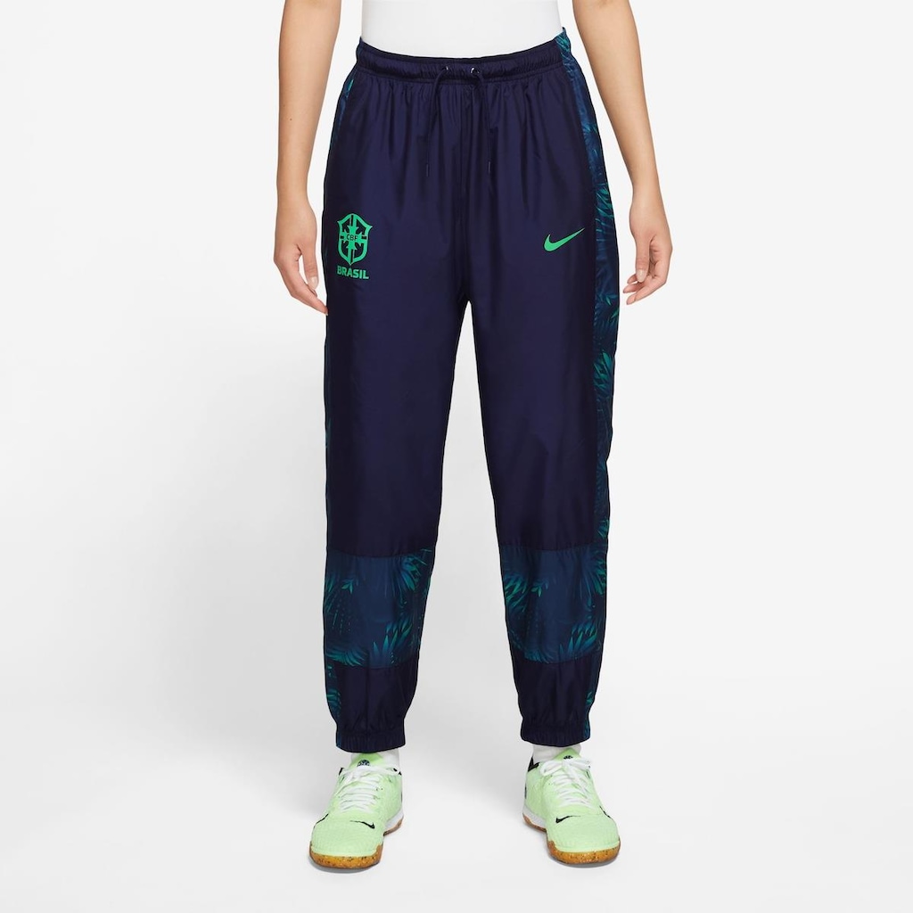 Calça Nike Brasil Essential - Feminina - Foto 1