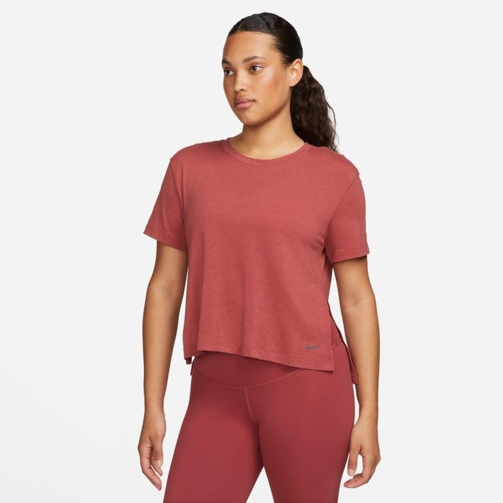 Camiseta Nike Yoga Dri-Fit - Feminina