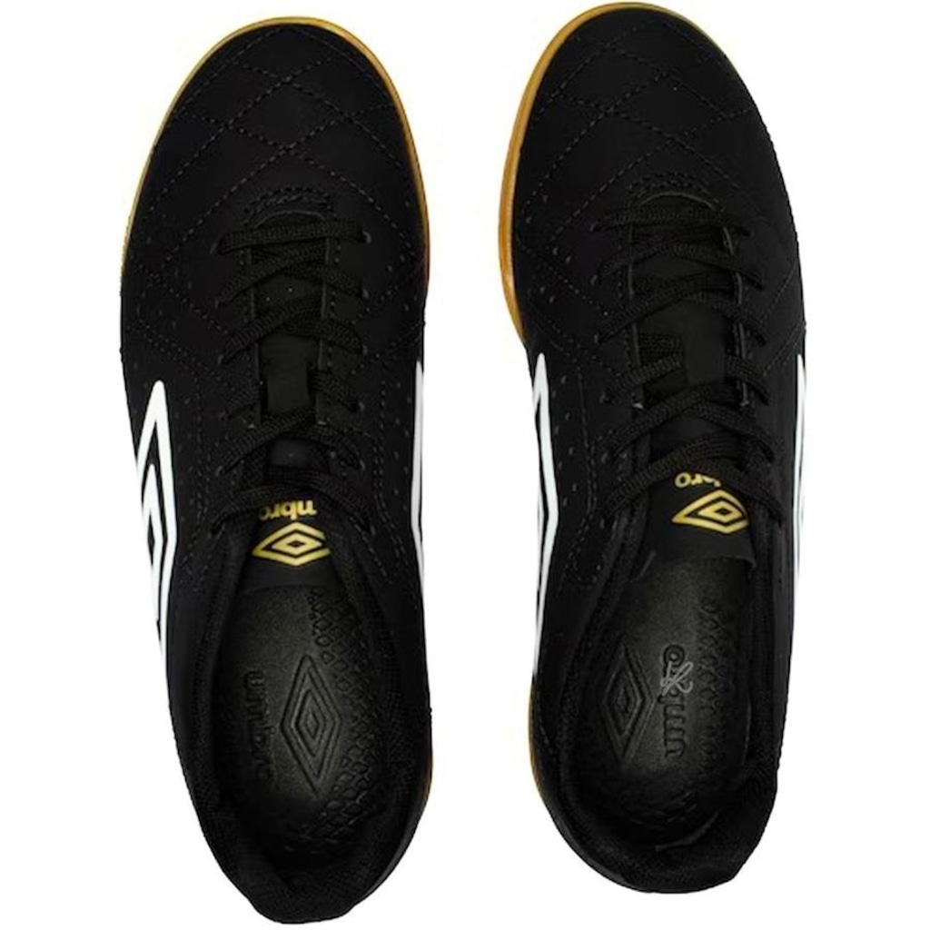Imagem 4 do produto Kit Chuteira Futsal Umbro Neo Striker + Meias - Adulto