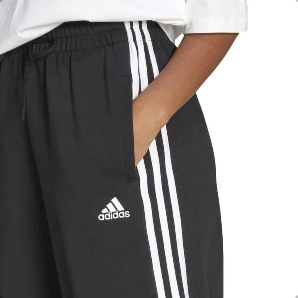 Imagem 2 do produto Calça adidas Moletom Folgada Essentials 3-Stripes - Feminina