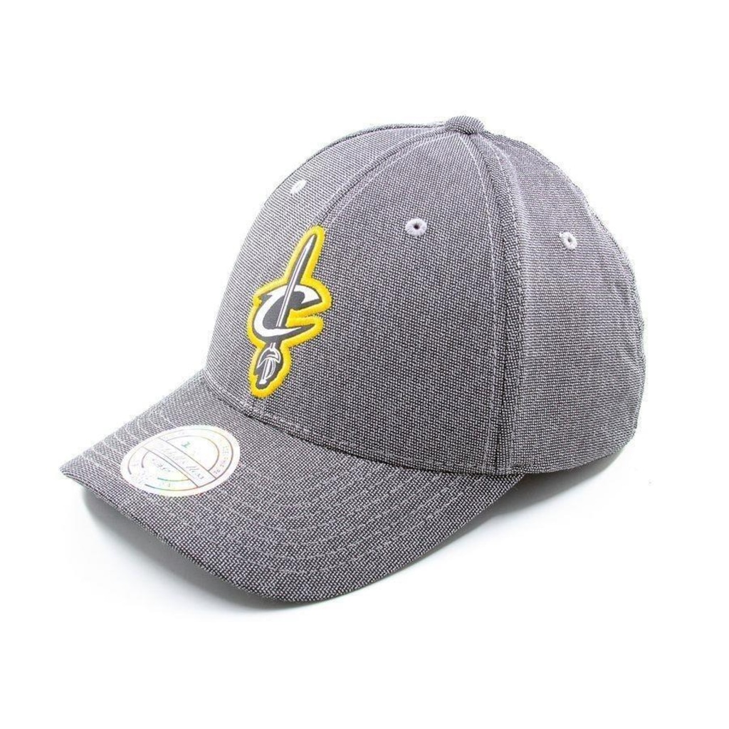 Imagem 2 do produto Boné Aba Curva Mitchell & Ness NBA Cleveland Cavaliers - Snapback - Adulto