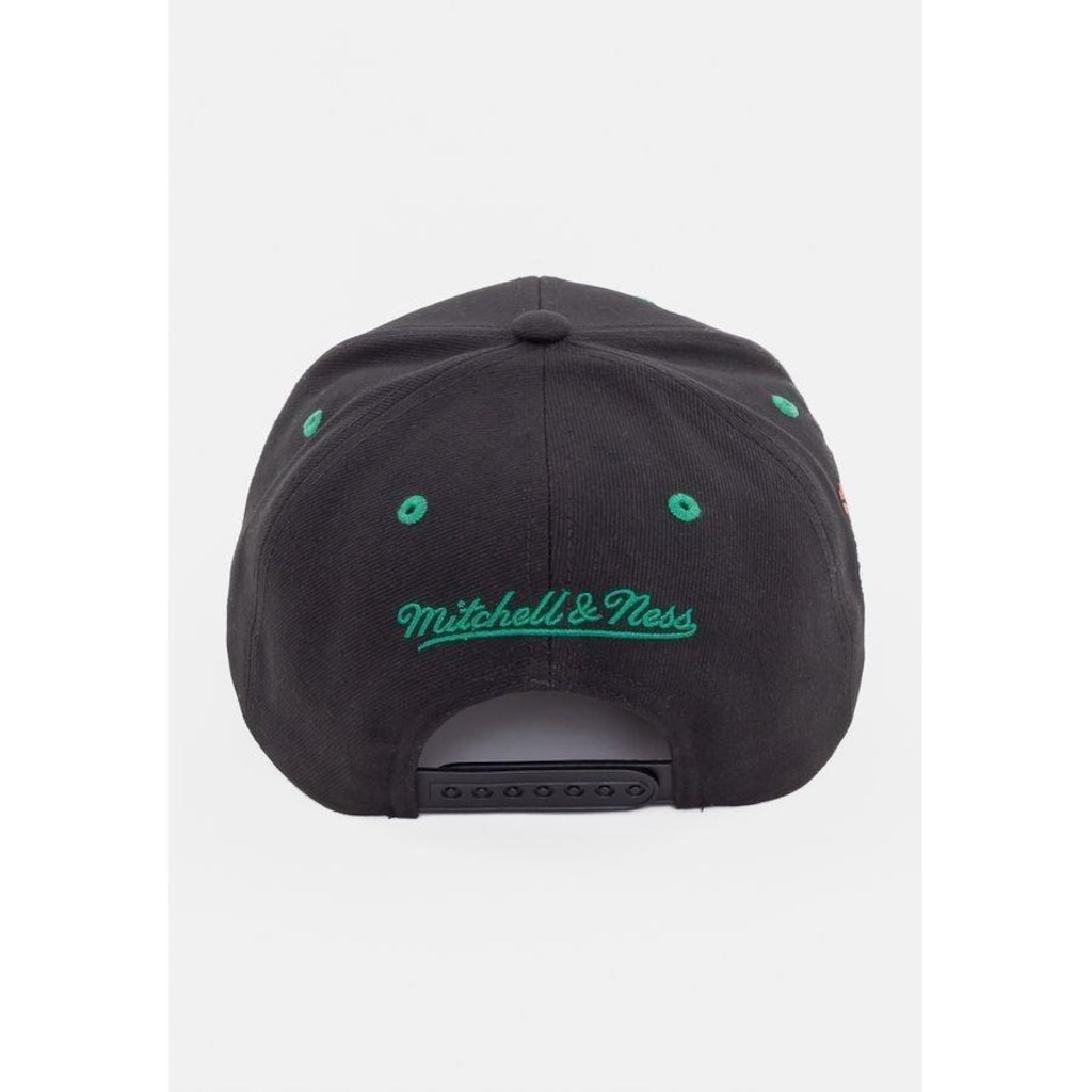 Imagem 2 do produto Boné Aba Curva Mitchell & Ness Boston Celtics - Adulto