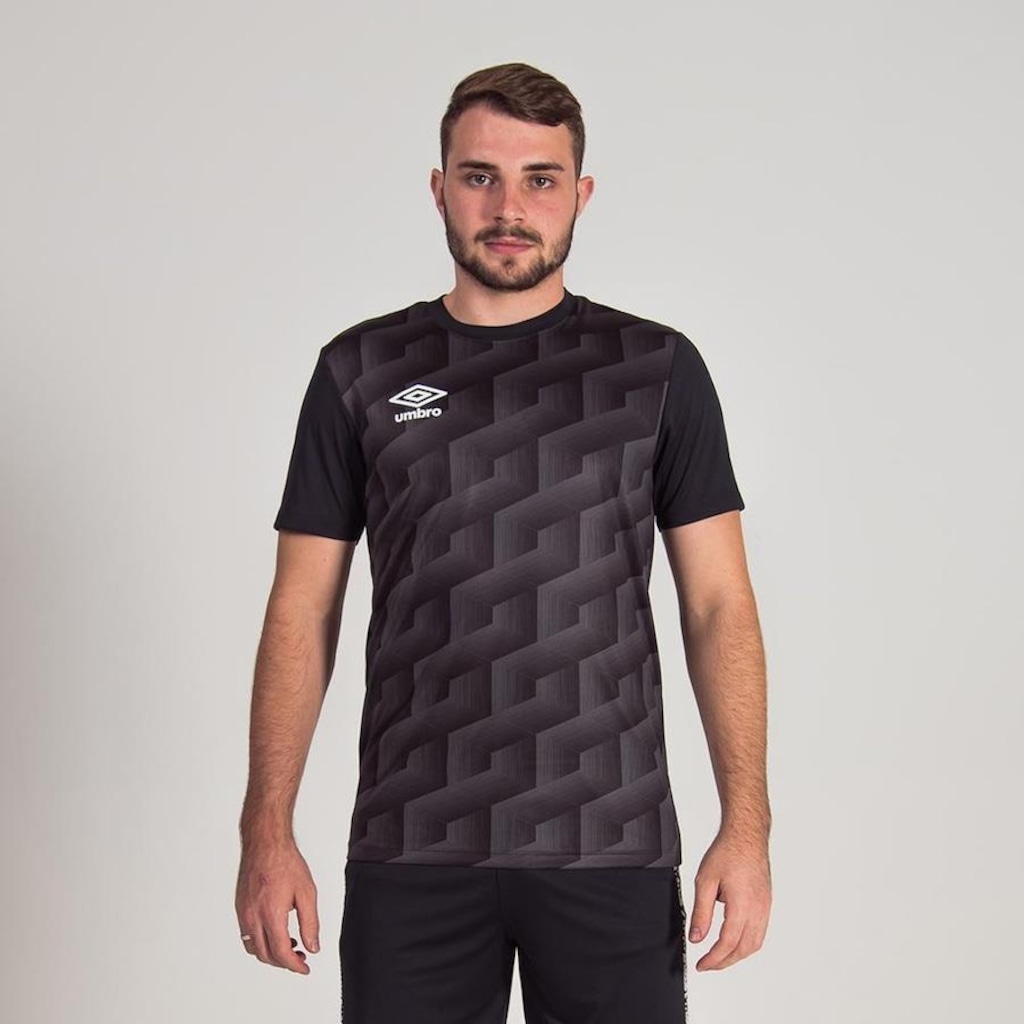 Camiseta Umbro Diamond D - Masculina