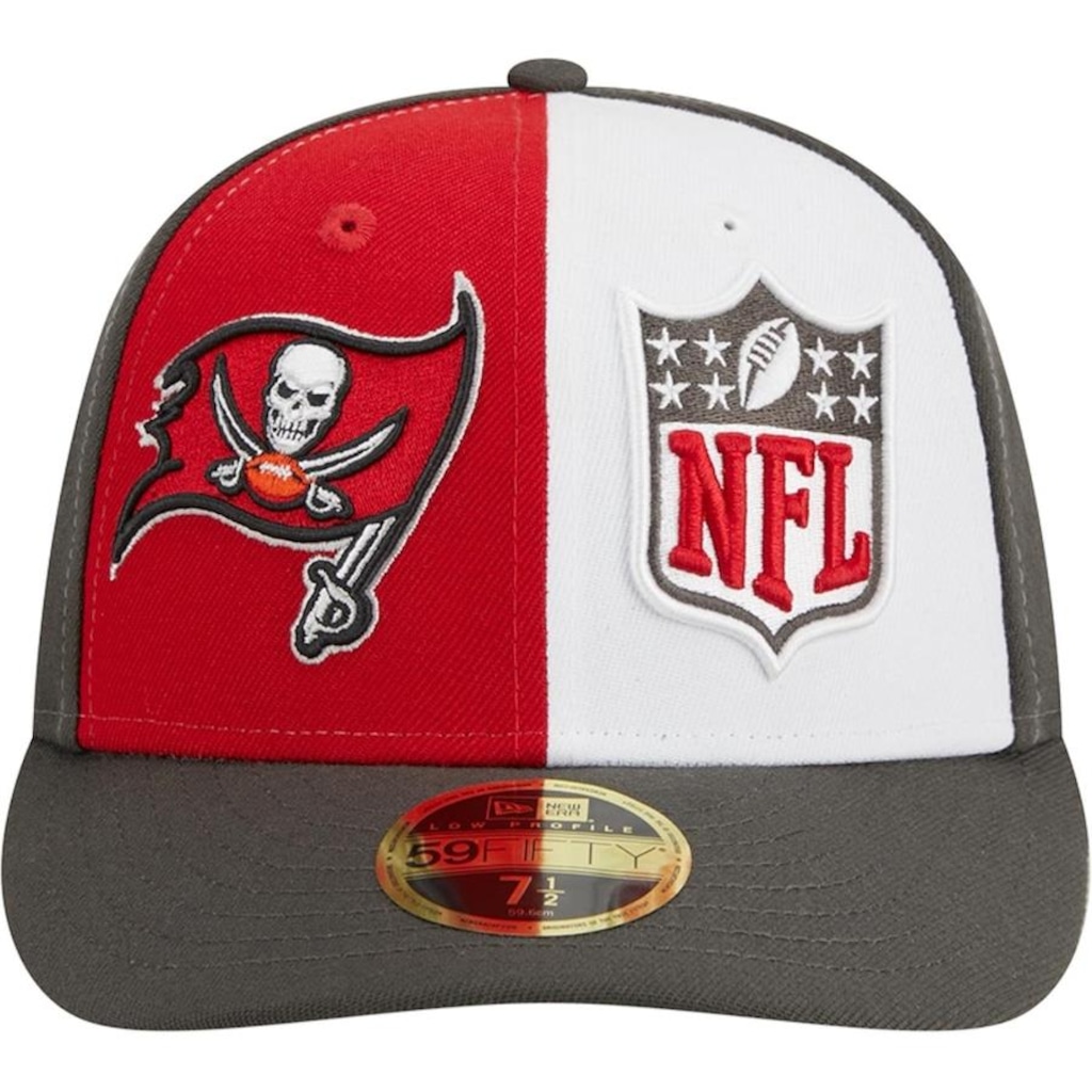Boné Aba Curva New Era 59Fifty Fitted Low Profile Tampa Bay Buccaneers Sideline 2023 - Fechado - Masculino