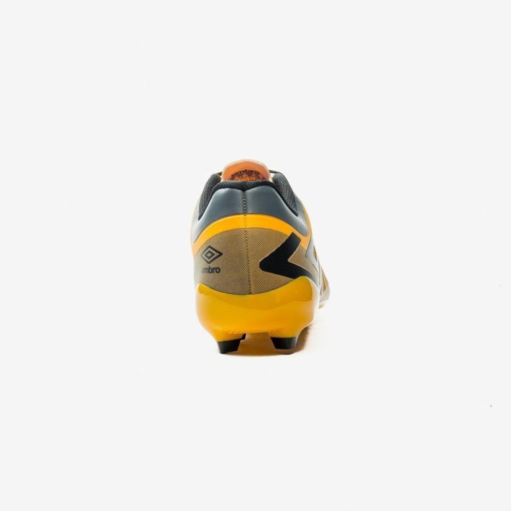 Imagem 2 do produto Chuteira de Campo Umbro Velocita 6 Club - Adulto