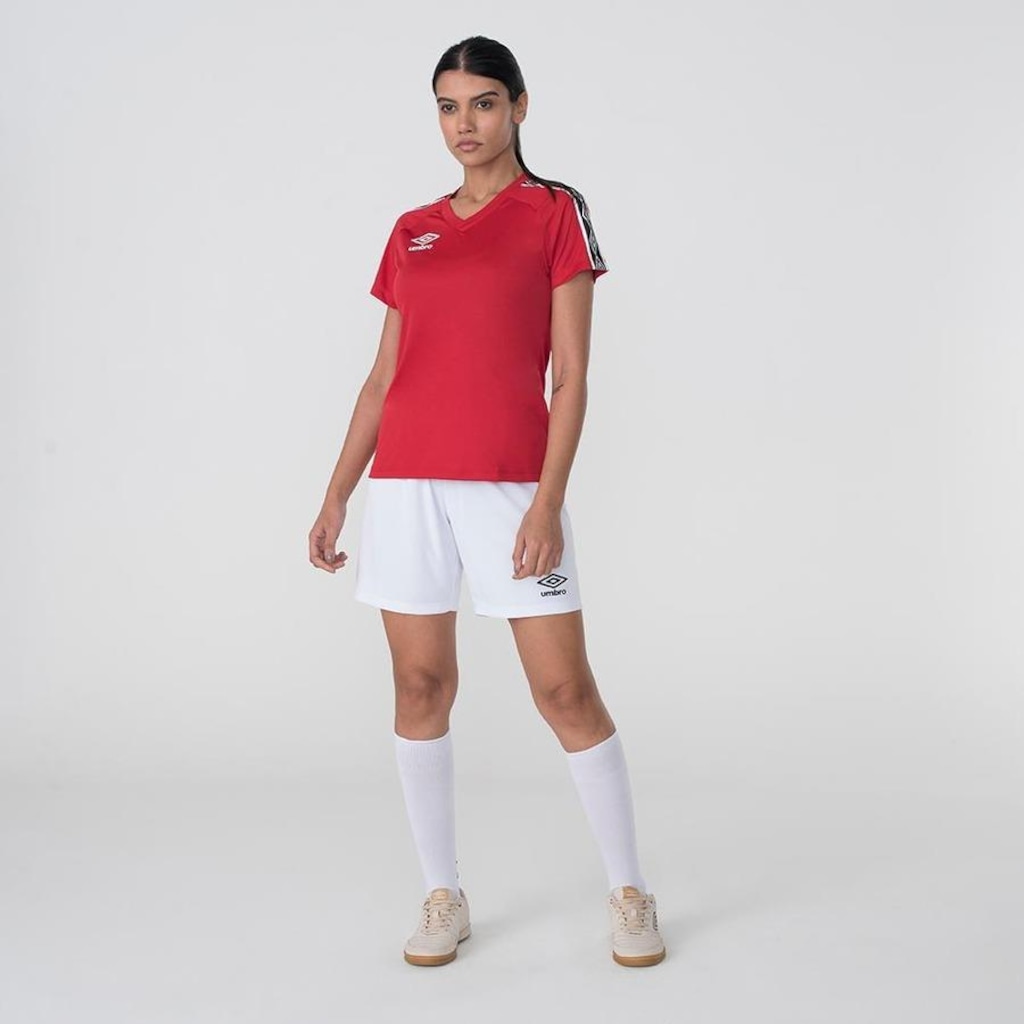 Imagem 3 do produto Camiseta Umbro Traditional Tape - Feminina