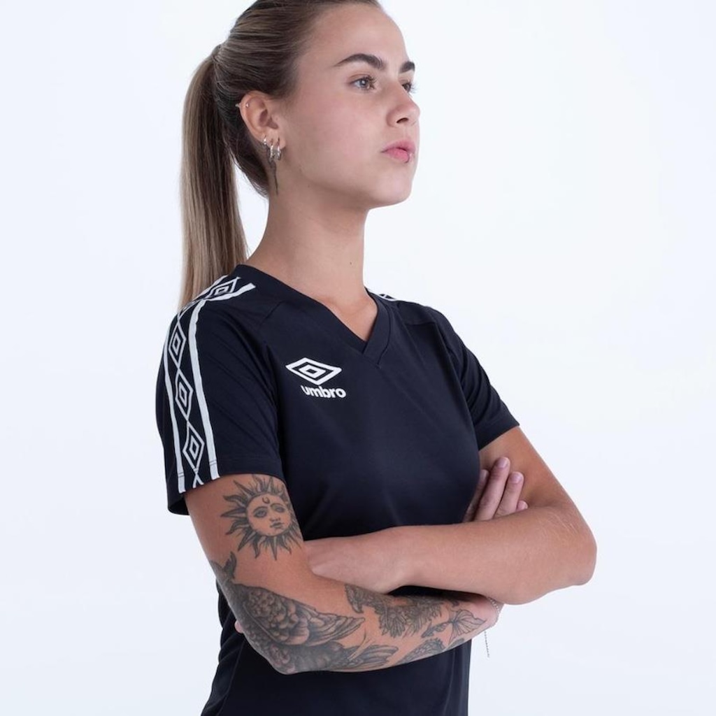 Imagem 3 do produto Camisa Umbro Traditional Tape - Feminina