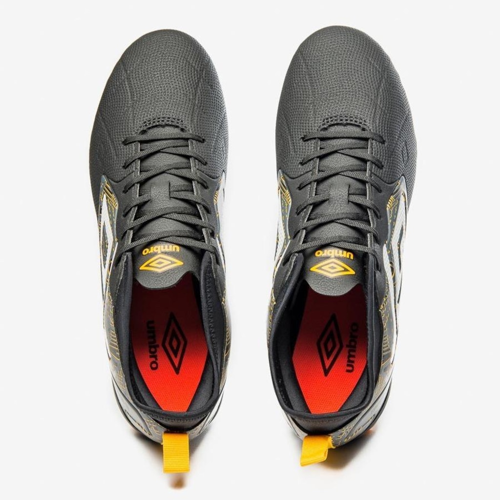 Imagem 4 do produto Chuteira de Campo Umbro Tocco II Club - Adulto