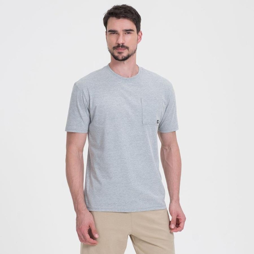 Imagem 2 do produto Camiseta New Balance Essentials - Masculina
