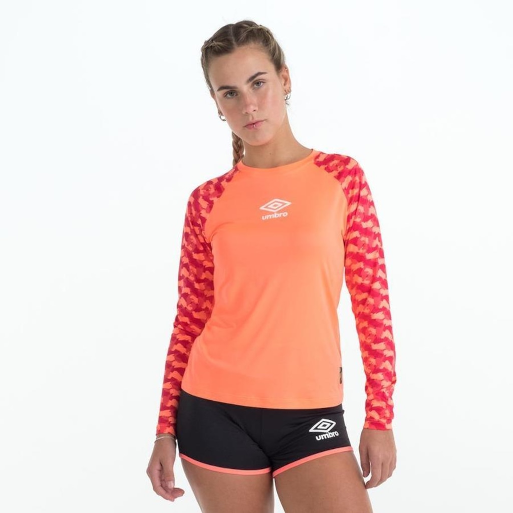 Camiseta Umbro Manga Longa Futevôlei Graphic C. - Feminina