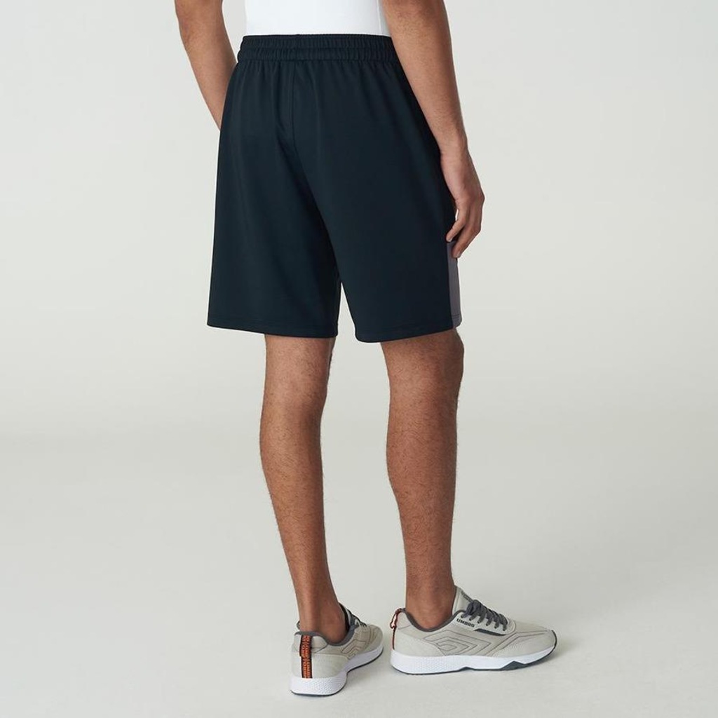Imagem 2 do produto Bermuda Umbro Football Line - Masculina