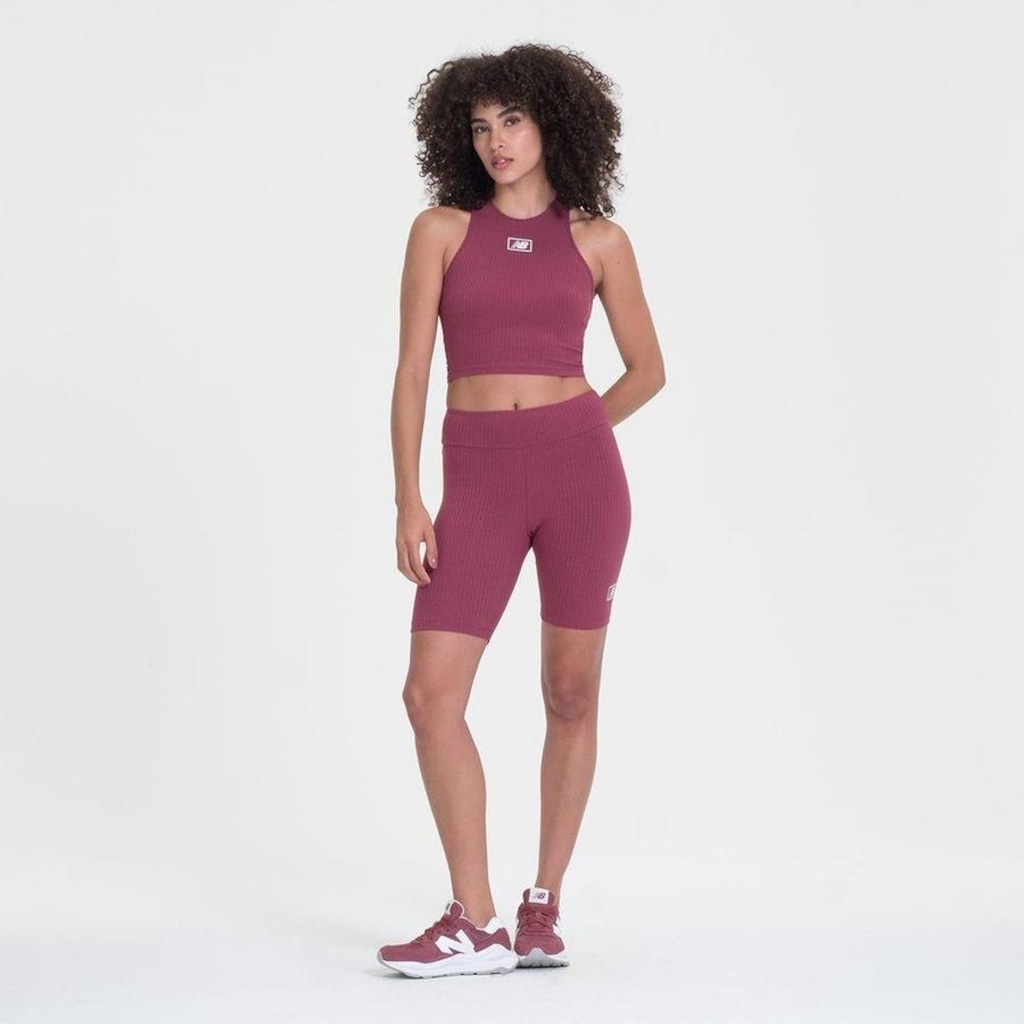 Imagem 4 do produto Bermuda New Balance Essentials Biker - Feminina