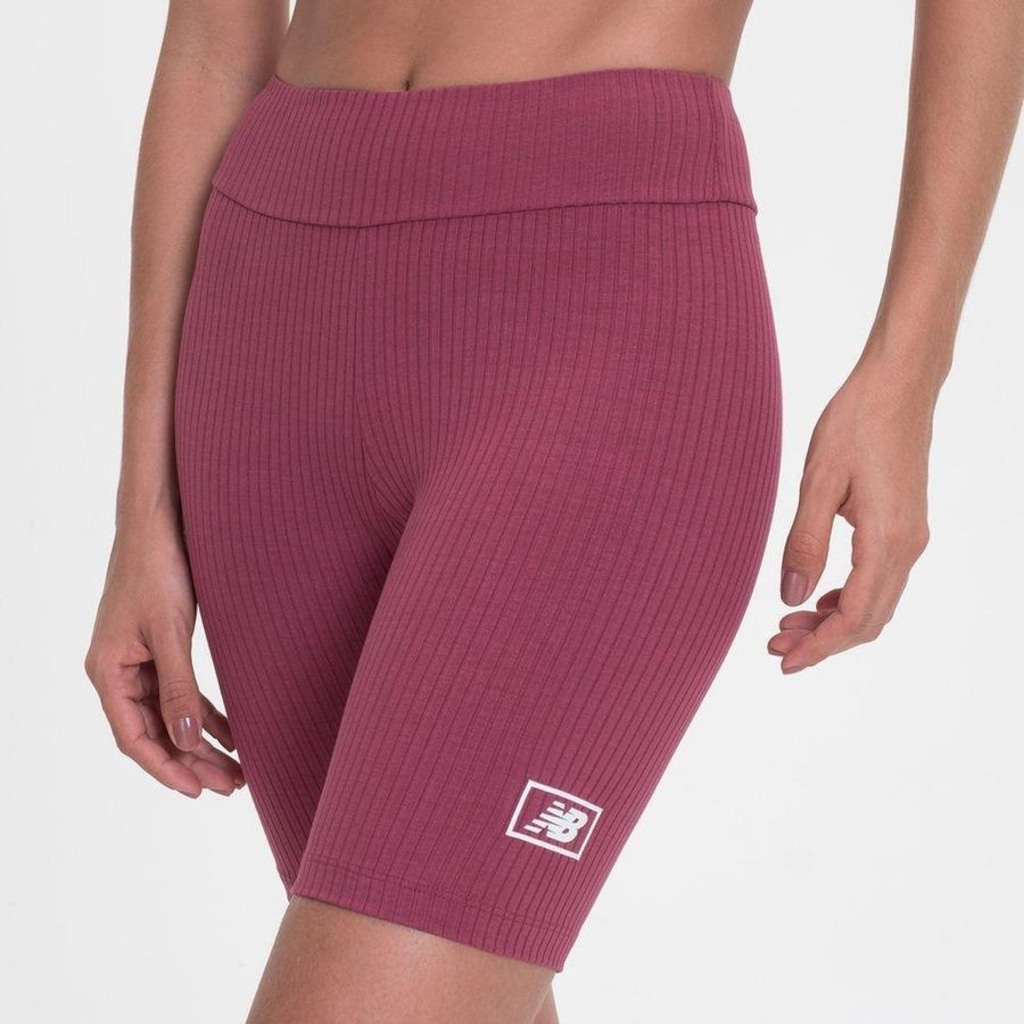 Imagem 5 do produto Bermuda New Balance Essentials Biker - Feminina