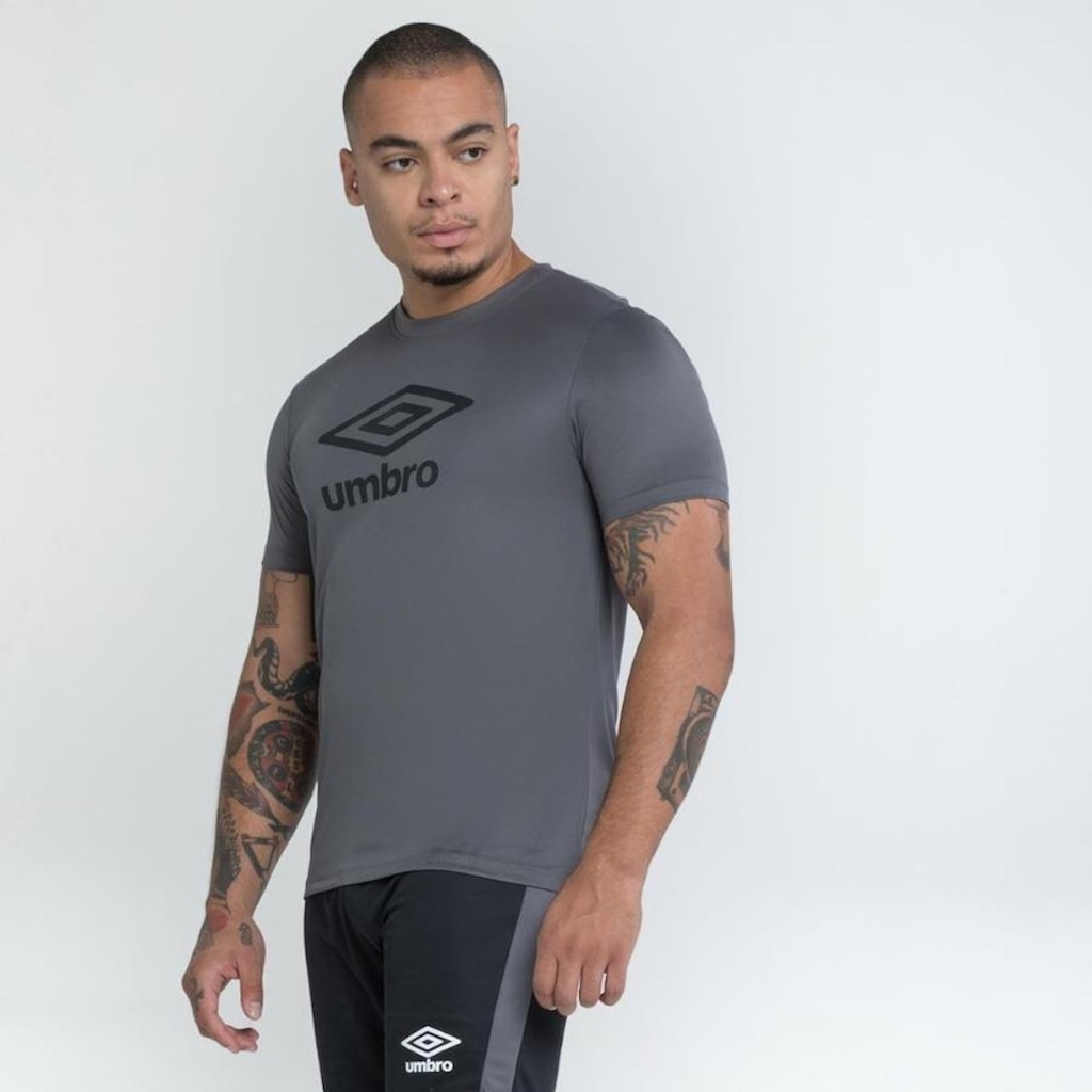 Imagem 5 do produto Camiseta Umbro Essential Diamond - Masculina