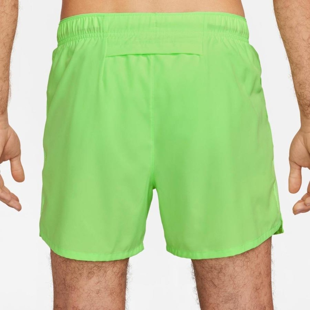 Shorts Nike Challenger Dri-Fit - Masculino - Foto 3